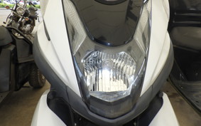 YAMAHA TRICITY 125 SE82J