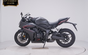 HONDA CBR650R E-Clutch 2018 RH17