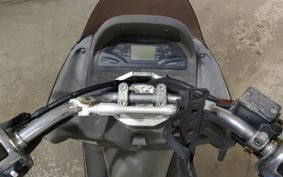 YAMAHA MAJESTY 125 SE27