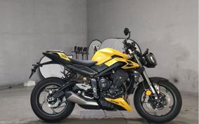 TRIUMPH STREET TRIPLE RS HDA614