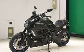DUCATI ディアベル DARK 2013