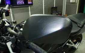 HONDA CB650R E-Clutch 2025 RH17
