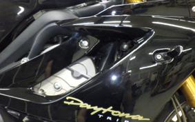 TRIUMPH DAYTONA 675 2007