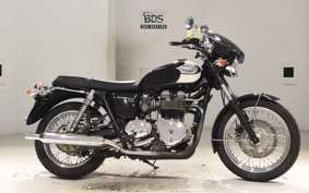 TRIUMPH BONNEVILLE T100 2006