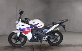 HONDA CBR125R JC50