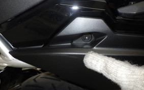 SUZUKI Vｽﾄﾛｰﾑ800 2025 EM1BA