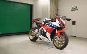HONDA CBR1000RR SPECIAL EDITION 2015 SC59