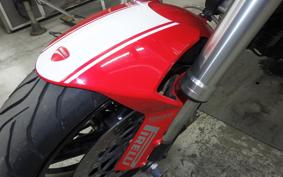 DUCATI MONSTER 696 2010