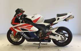 HONDA CBR1000RR 2005