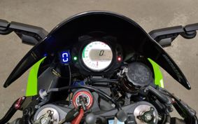 KAWASAKI ZX 10 NINJA R ZXT00E