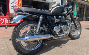 TRIUMPH BONNEVILLE T100 2009 TJ9157