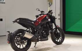 BENELLI レオンチーノ250