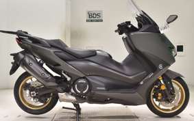 YAMAHA T-MAX 560 T 2021 SJ19J
