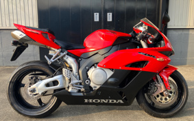 HONDA CBR1000RR 2004 SC57