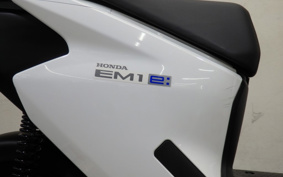 HONDA EM1 e: EF16