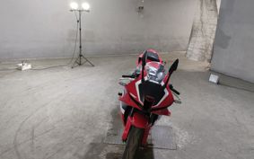 HONDA CBR600RR PC40