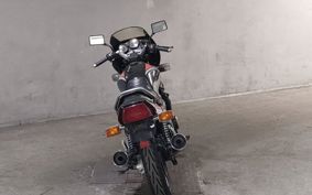 YAMAHA XJ750 E 1983 29R