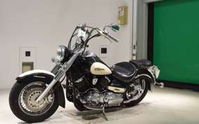 YAMAHA DRAGSTAR 1100 CLASSIC 2006 VP13J