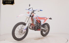 BETA クロス TRE ーナー250 2023