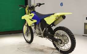 YAMAHA YZ125