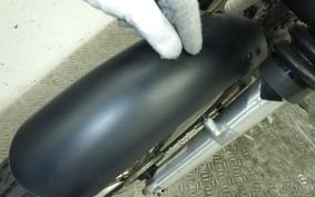 YAMAHA SR400 Gen.3 2001 RH01J