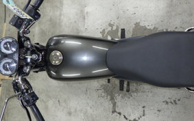YAMAHA YB125SP 2016