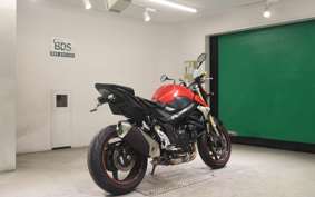 SUZUKI GSR750 2011