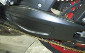 TRIUMPH TRIDENT 660 2025