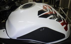 SUZUKI GSX250 R