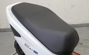 HONDA EM1 e: EF16