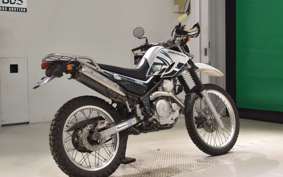 YAMAHA SEROW 250 Gen.2 2000 DG17J
