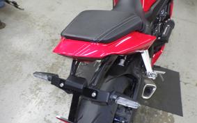 HONDA CBR650R E-Clutch 2025 RH17