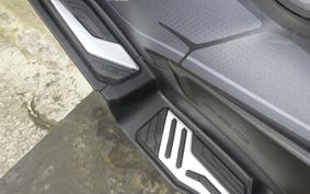 YAMAHA T-MAX 560 2025 SJ21J