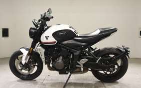 TRIUMPH TRIDENT 660 2021