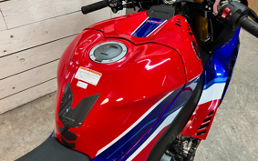 HONDA CBR1000RR-R FB SP 2023 SC82