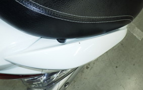 SUZUKI SKYWAVE 200 (Burgman 200) CH41A