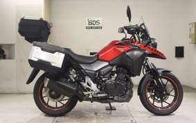 SUZUKI V-STROM 250