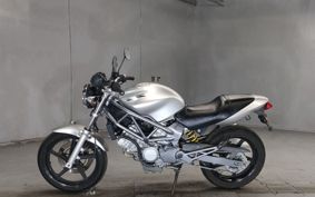 HONDA VTR 250 MC33