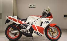 YAMAHA TZR250 1KT