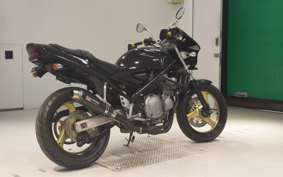 SUZUKI BANDIT 250 Gen.2 1997 GJ77A