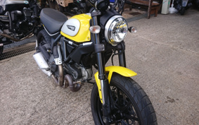 DUCATI  DUCATI  SCRAMBLER  ICON  2018 K102