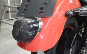 HARLEY XL883R 2005