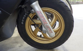 SUZUKI GSR125