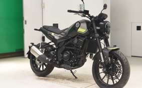 BENELLI レオンチーノ250