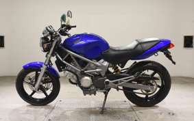 HONDA VTR 250 2023 MC33