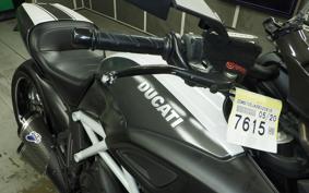 DUCATI DIAVEL Carbon 2014