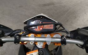 KTM 690 SMC R 2014 LST40