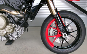 DUCATI DUKATE HYPERMOTARD 698 MONO RVE 2025 4B00