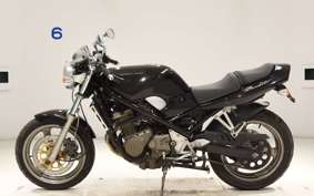 SUZUKI BANDIT 250 GJ74A
