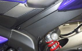 YAMAHA YZF-R6
